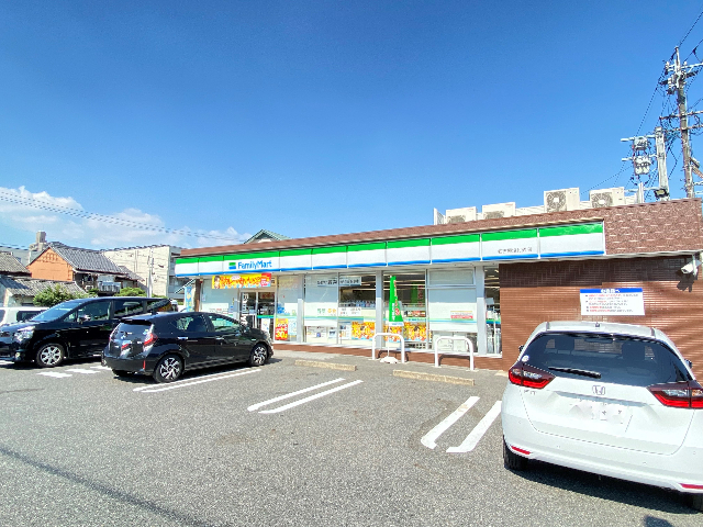 グレース川澄 ファミリーマート