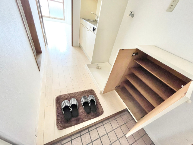 アンフェニ鶴田 玄関