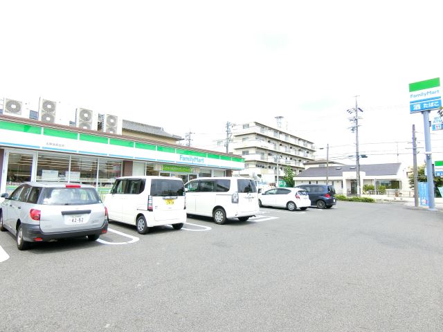 スペース　デュークF ファミリーマート