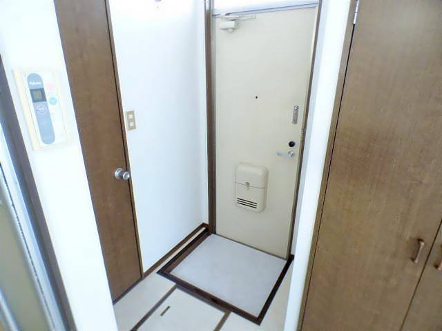 エクレール清峰 玄関
