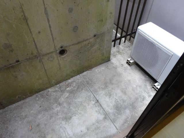 リードシティー八事ビル ベランダ