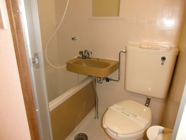 プチ・メゾンやまだ トイレです