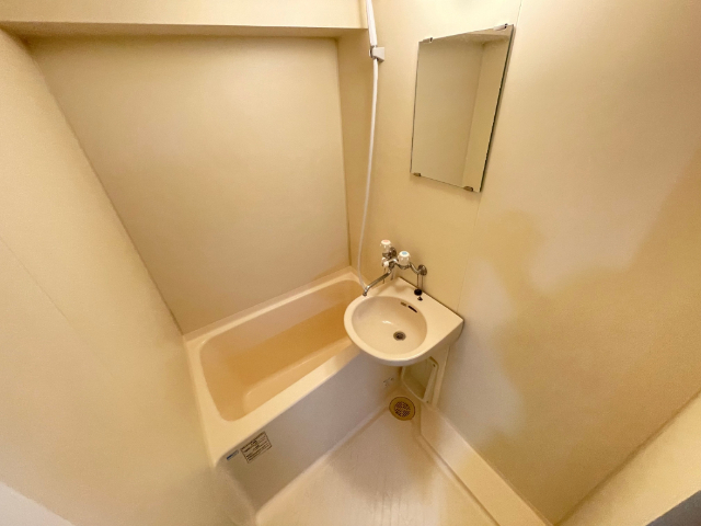 カオン青山 日当たりの良いお部屋です。