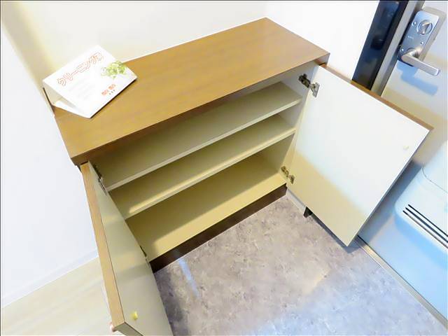 セピアハウスモエ 玄関