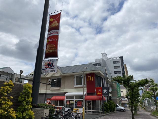 カオン青山 マクドナルド