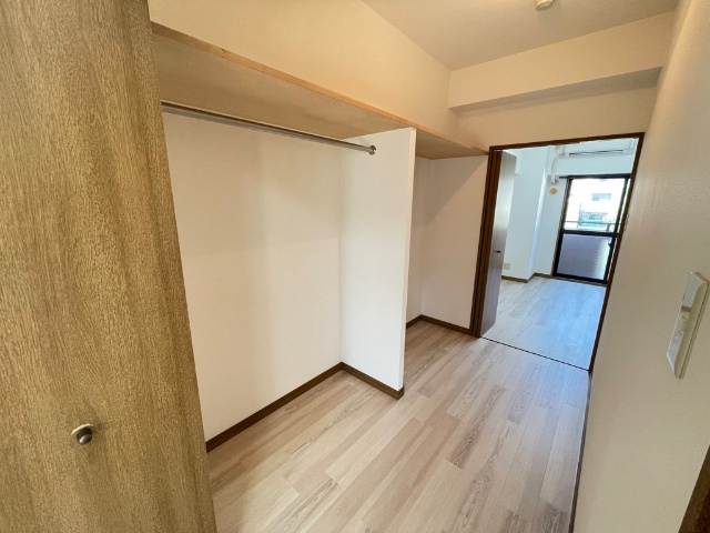 サンモール菊井 収納