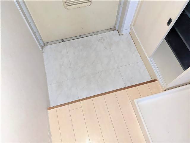 ジュネス塩釜 玄関