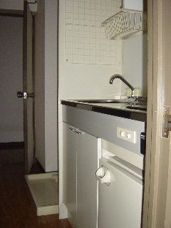 メゾン野村 冷蔵庫付きのキッチンです。