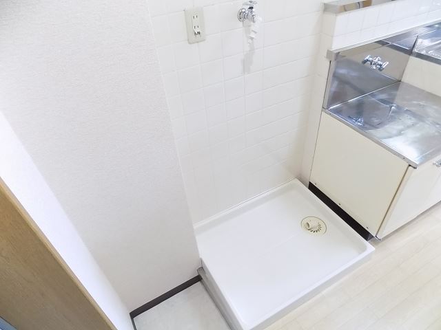 アイリス八事 室内洗濯機置き場