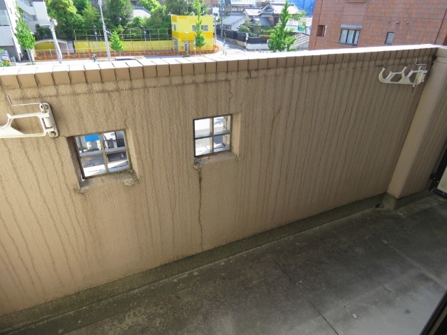 グロリアス本山 ベランダ