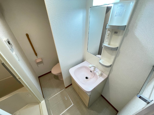 フォレスト那古野 独立洗面台