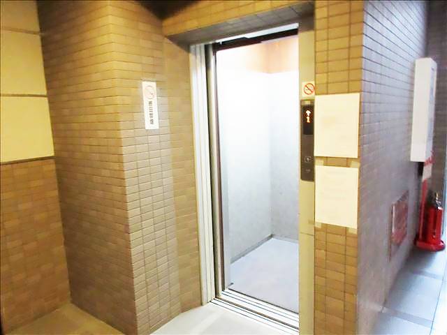 パル松ヶ枝 駐車場