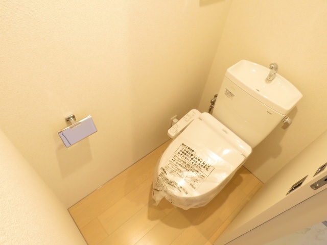 OIKOS東山 トイレ