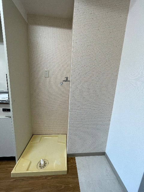 エイカハイム 洗濯機置場