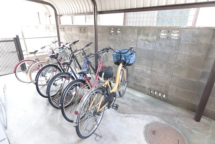 エトワールMI 駐車場