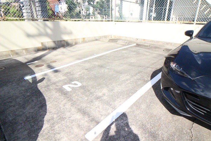 コーポグリーン長久手 駐車場