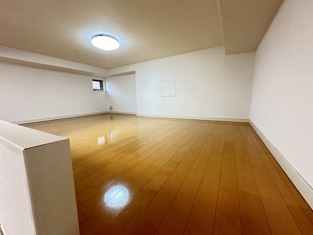ＣＡＰＩＴＡＬ　ＨＩＬＬＳ　Ⅰ 庭