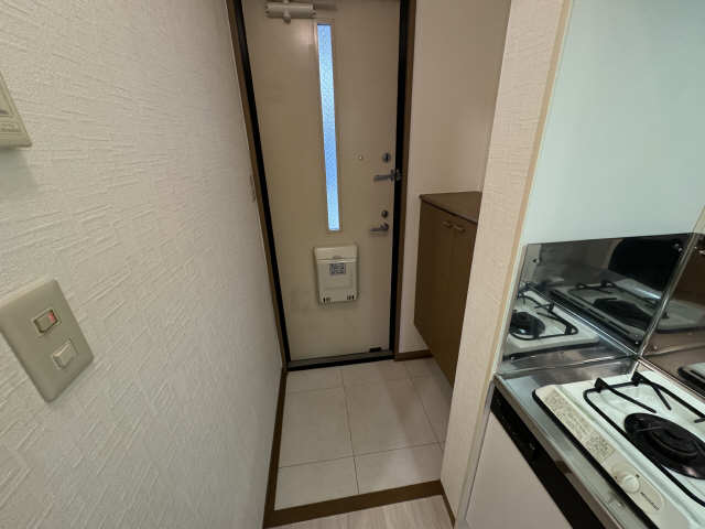 リフェール川名 玄関