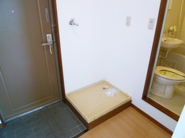 ヴィヴィアンロゼ 玄関
