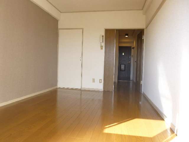 アンシャンテ川原 リビング