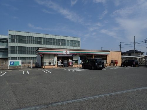 シャングリラ竹の山 【コンビニエンスストア】セブンイレブン長久手片平店まで420ｍ