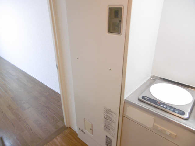 クリスタルコート川名 その他
