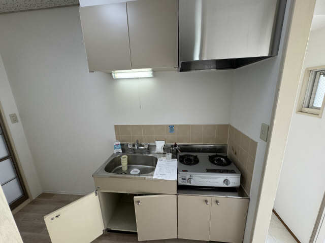 ジュネス園山 ガスコンロは備付はありません