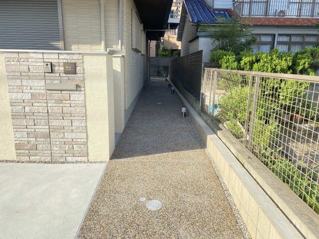 クラスエ川名 エントランス