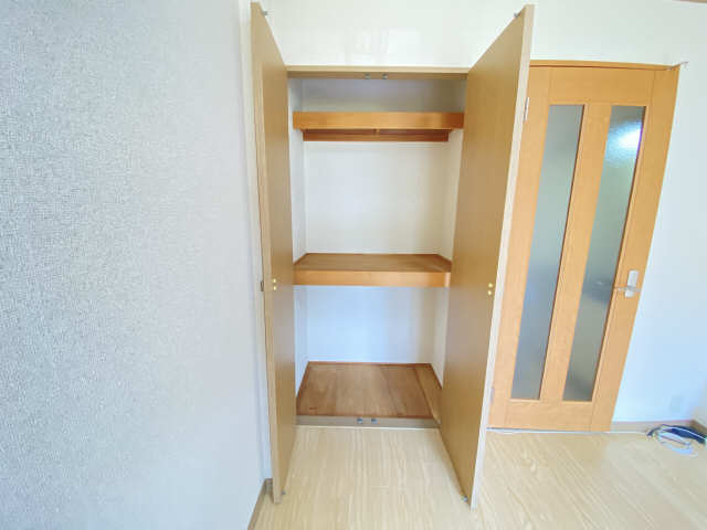 グランパス杁中 収納