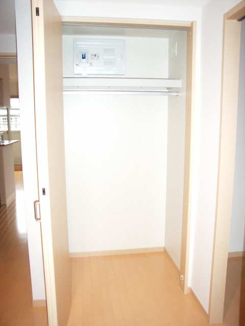 サニーサイド東山　Ｂ棟 収納
