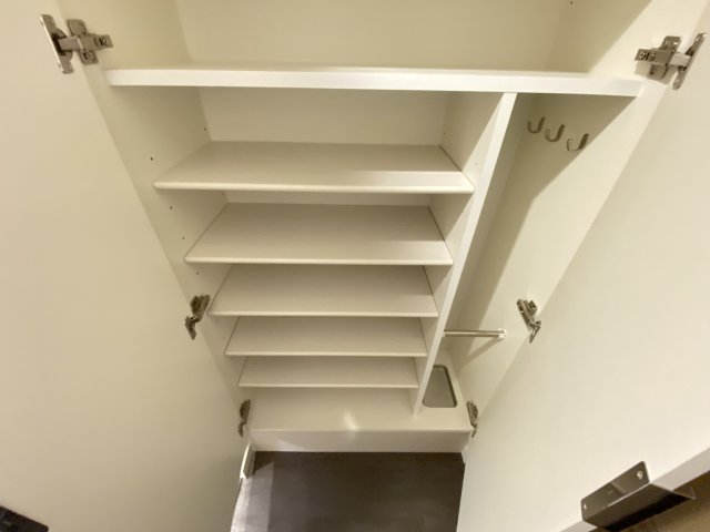 プレサンス広小路通今池 収納