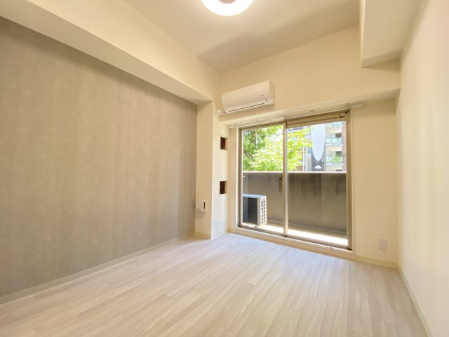 プレサンス広小路通今池 リビング