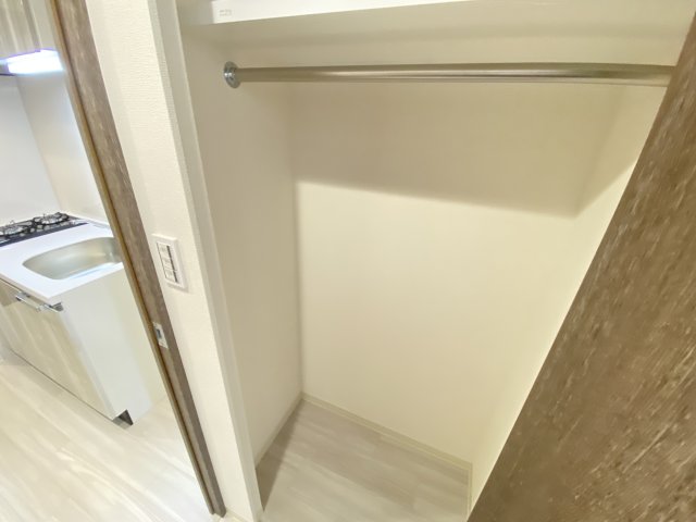 プレサンス広小路通今池 収納