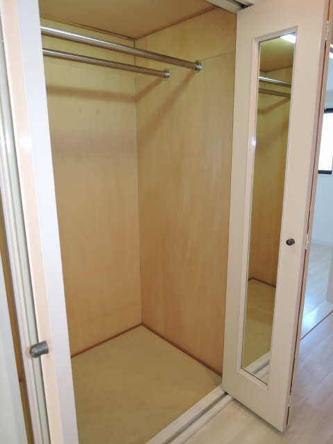 Ｔ．Ｓビル 収納