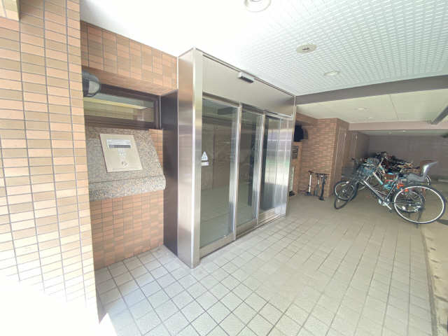 アネックス城山 エントランス