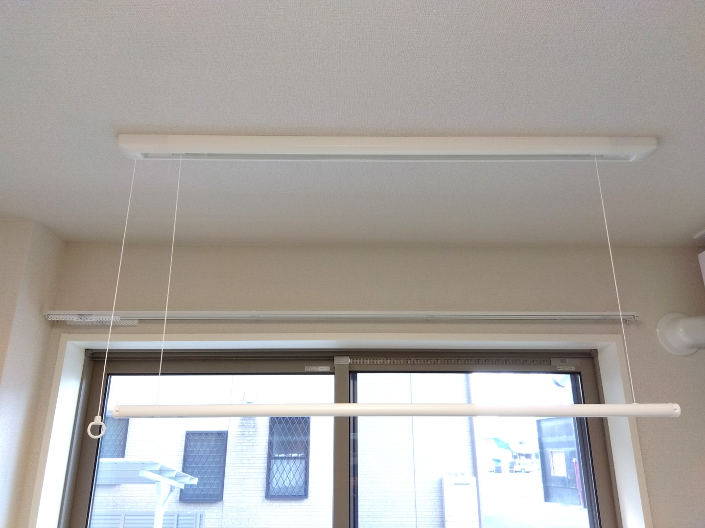 Univ.North 天井吊り下げ物干し