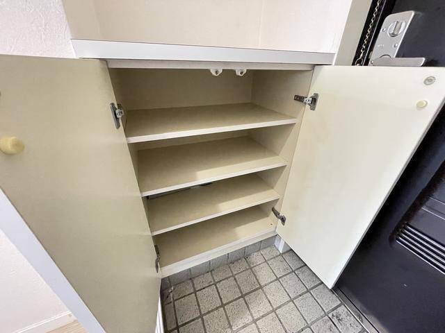 ＣＯＳＩビル 収納