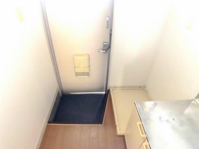 エグゼ杉谷 玄関