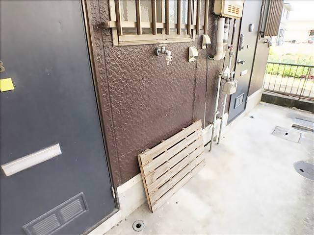 ハイビラコスモス 洗濯機置き場です