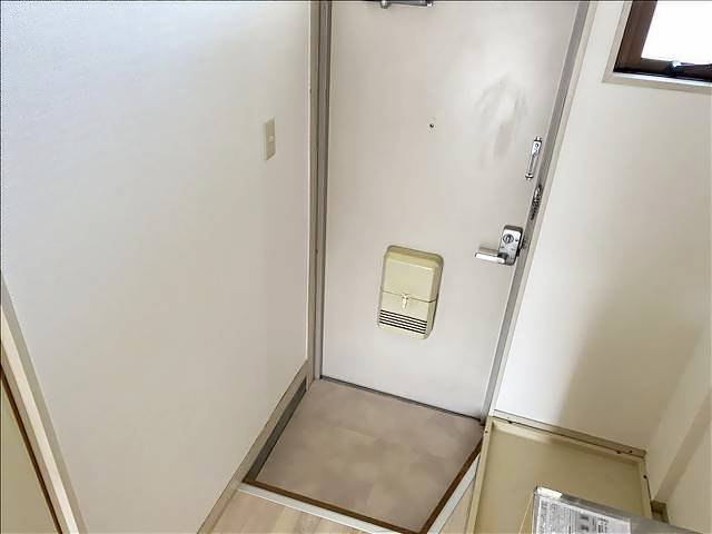 エグゼ杉谷 玄関