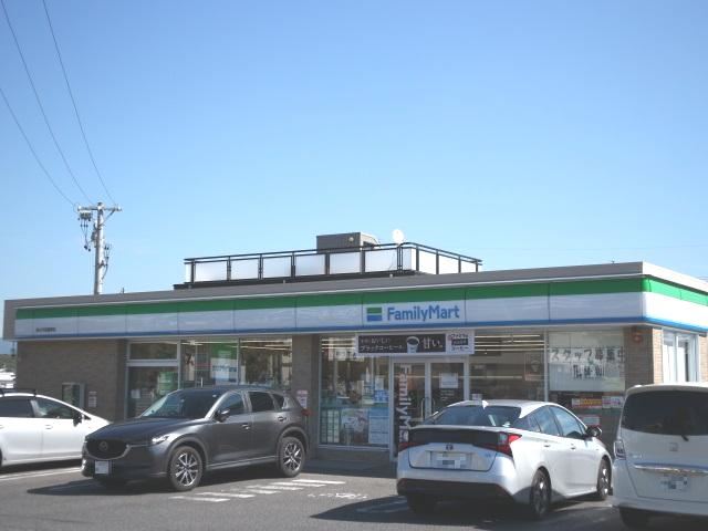パークサイドムサシ ファミリーマート 長久手武蔵塚店