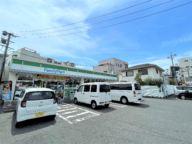 ＢＷ　flat ファミリーマート