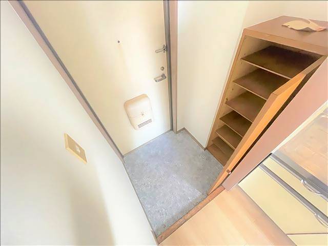 コーポラス太田 玄関