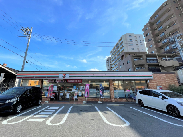 ＦＪダンケ セブンイレブン名古屋駒方町店