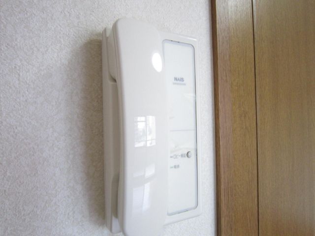 アーバンコート小松 セキュリティしっかり！オートロックの他に監視カメラも！