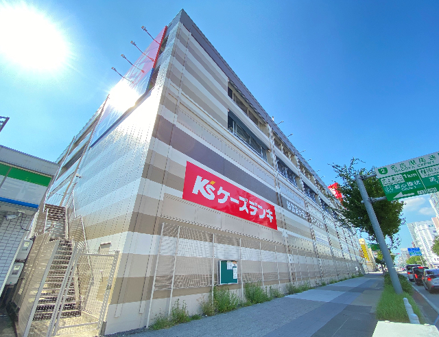 アーバンコート小松 ケーズデンキ吹上店