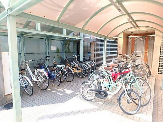 ＥＳＰＡＣＥ　Ａ 駐車場