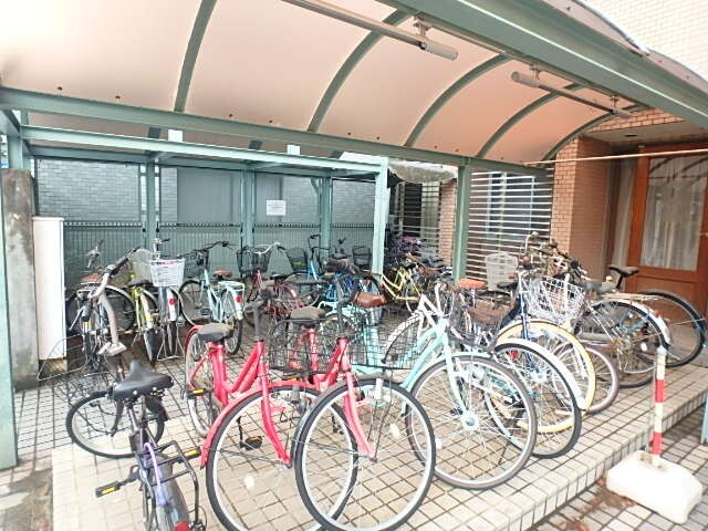 ＥＳＰＡＣＥ　Ａ 駐車場