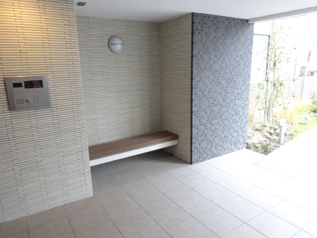 丸東レジデンス大須 ロビー