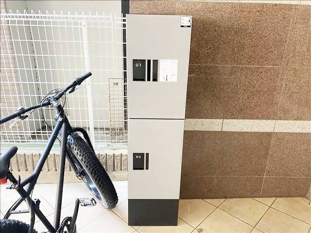 Ａｓｉｎ　Ｓａｋａｅ 【エイシン 栄】 宅配ボックスです